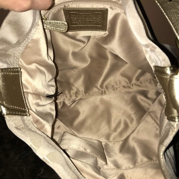 Authentic Coach bag - Picture 2 of 3